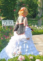 Cosplay-Cover: Sakura Hime (Crown Dress)