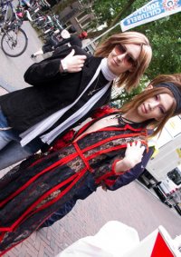 Cosplay-Cover: Yoshiki streetstyle