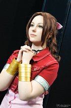 Cosplay-Cover: Aerith Gainsborough