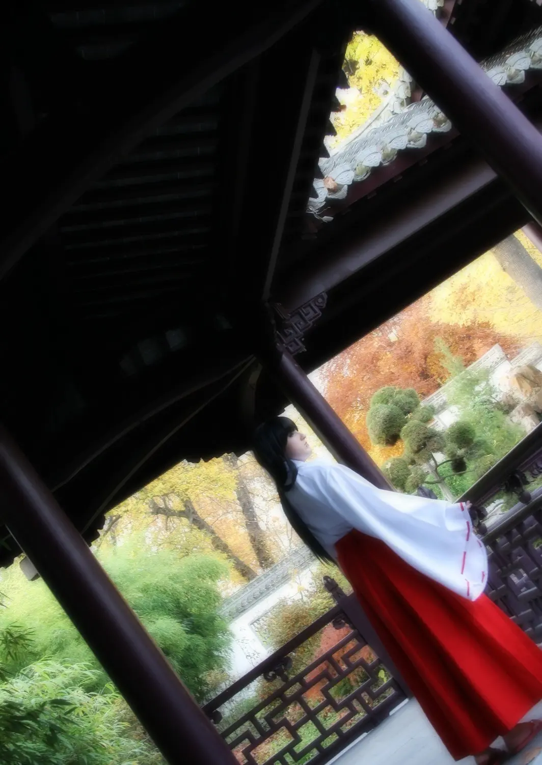 Cosplay-Cover: Miko Kikyou