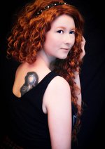 Cosplay-Cover: Merida [Punk Rocker]