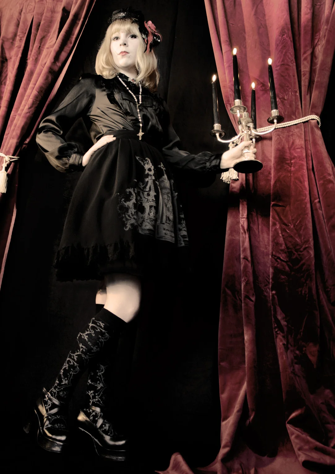 Cosplay-Cover: The Vampire