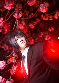 Cosplay-Cover: Sasuke (buisness)