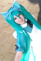 Cosplay-Cover: Miku Hatsune [Alice in Musicland]