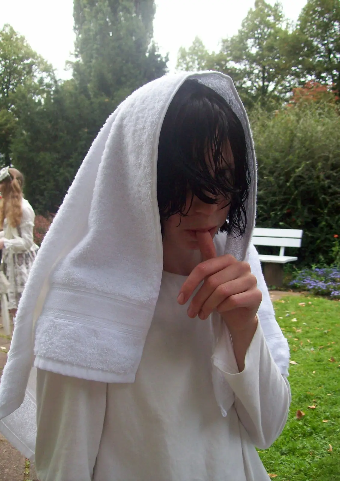 Cosplay-Cover: L (Handtuch/WetLook)
