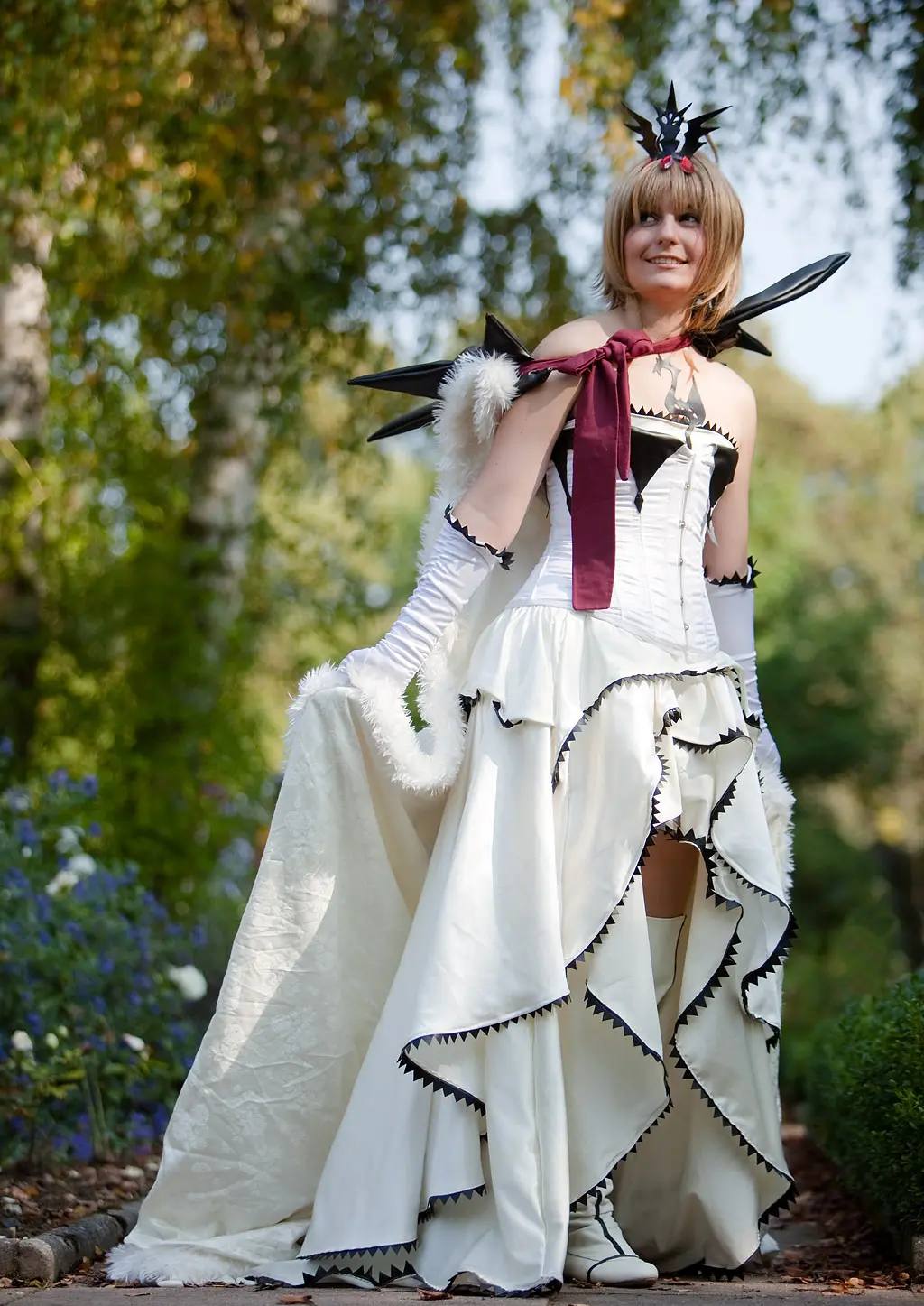 Cosplay-Cover: Sakura - Hime (Drachenoutfit)
