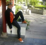 Cosplay-Cover: Naruto Uzumaki (falsche hose)
