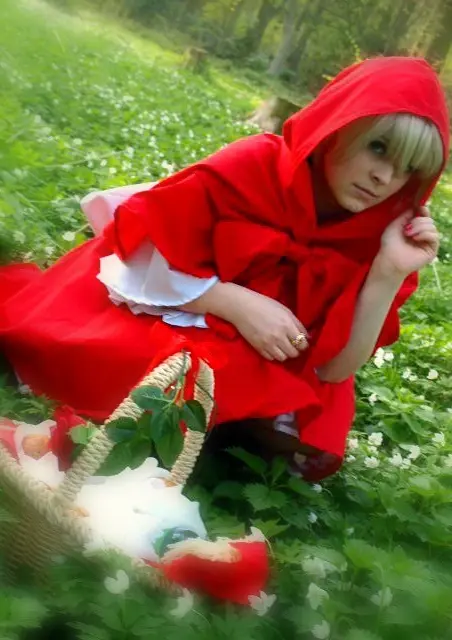 Cosplay-Cover: Alois [Little Red Riding Hood]