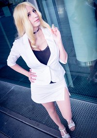 Cosplay-Cover: Irina "Bitch-Sensei" Jelavić