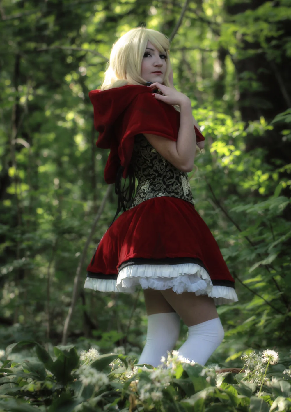 Cosplay-Cover: Rotkäppchen