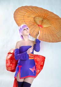 Cosplay-Cover: Ayane [C1 / Purple Butterfly Dress]