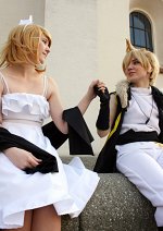 Cosplay-Cover: Rin Kagamine [Synchronicity]