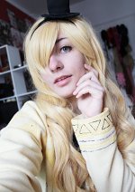 Cosplay-Cover: Fem! Bill Cipher