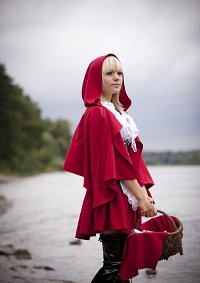 Cosplay-Cover: Neo Rotkäppchen