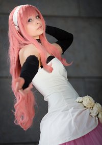 Cosplay-Cover: Megurine Luka [Camellia]