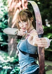 Cosplay-Cover: Lara Croft (Reborn)