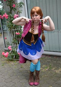 Cosplay-Cover: Anna of Arendelle (Frozen Fantasy Fanart)