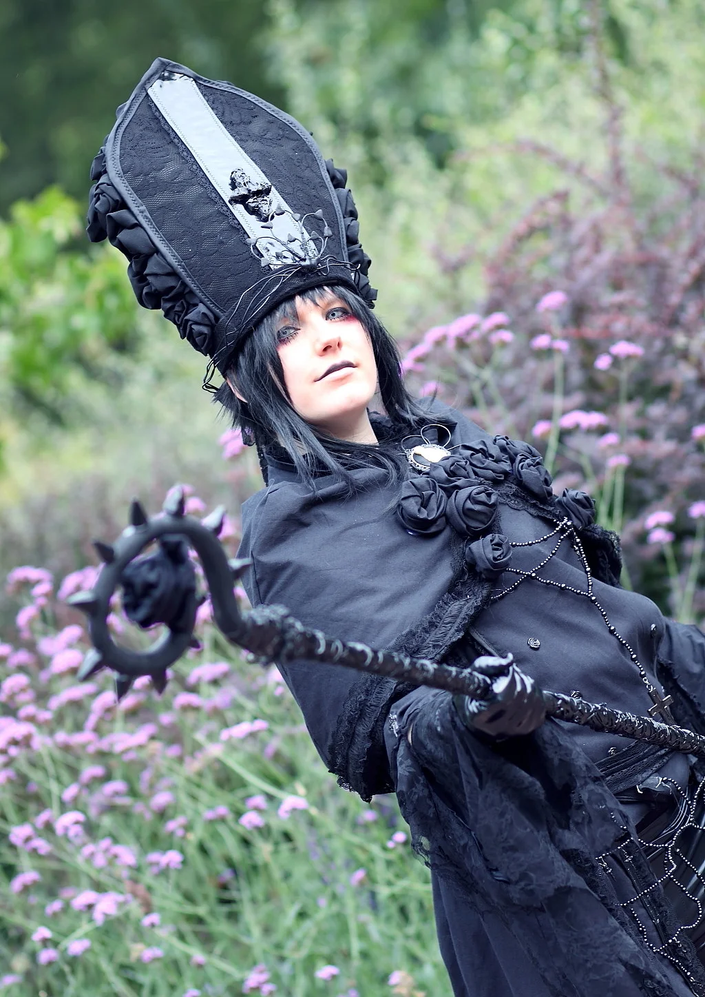 Cosplay-Cover: Black Bishop c8 [Chess]