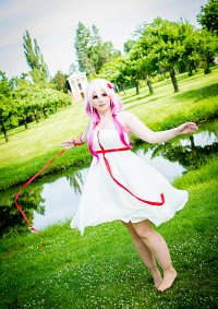 Cosplay-Cover: Inori Yuzuriha [White Dress]