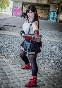 Cosplay-Cover: Tifa [FFVII Remake]