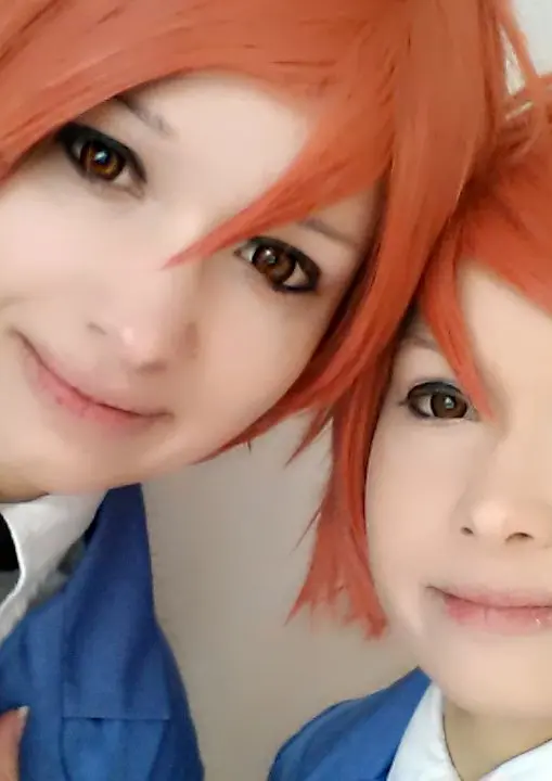 Cosplay-Cover: -