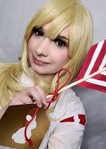 Cosplay-Cover: Emma Sano [New Years]