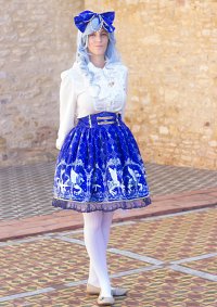 Cosplay-Cover: Hitome als Lolita in Blau