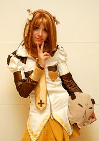 Cosplay-Cover: Maora /// Golduniform