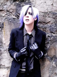 Cosplay-Cover: CHEV - SILVER PURPLE BLACK