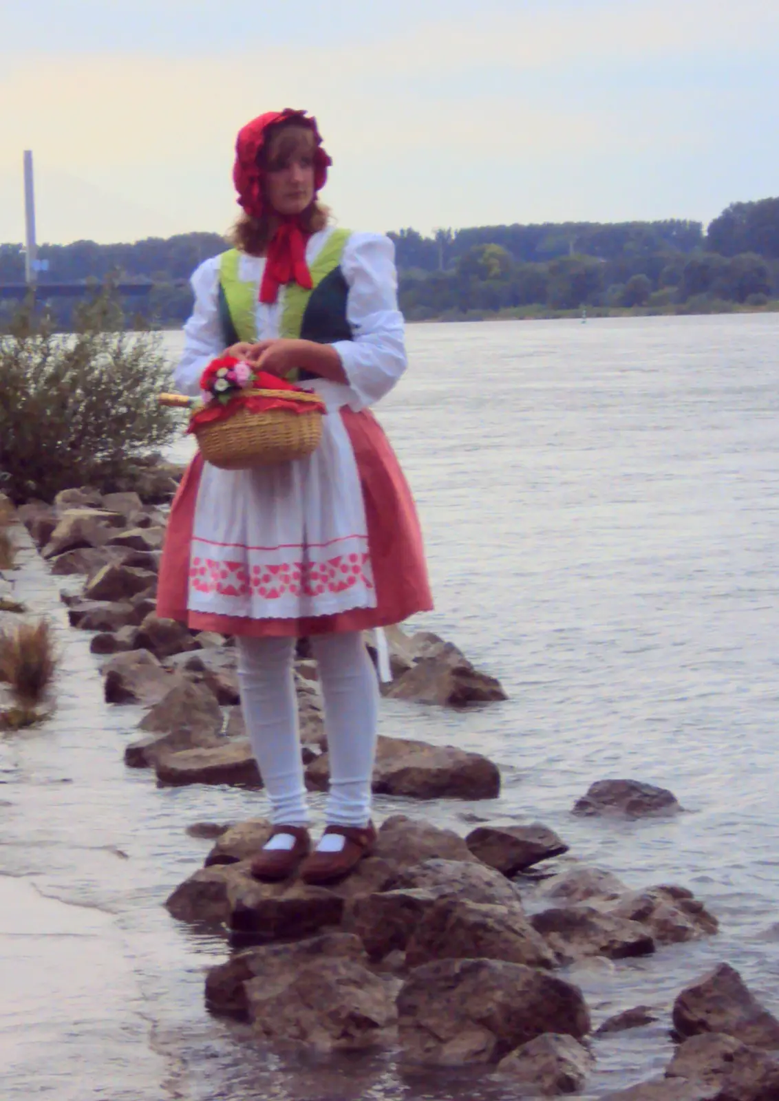 Cosplay-Cover: Rotkäppchen