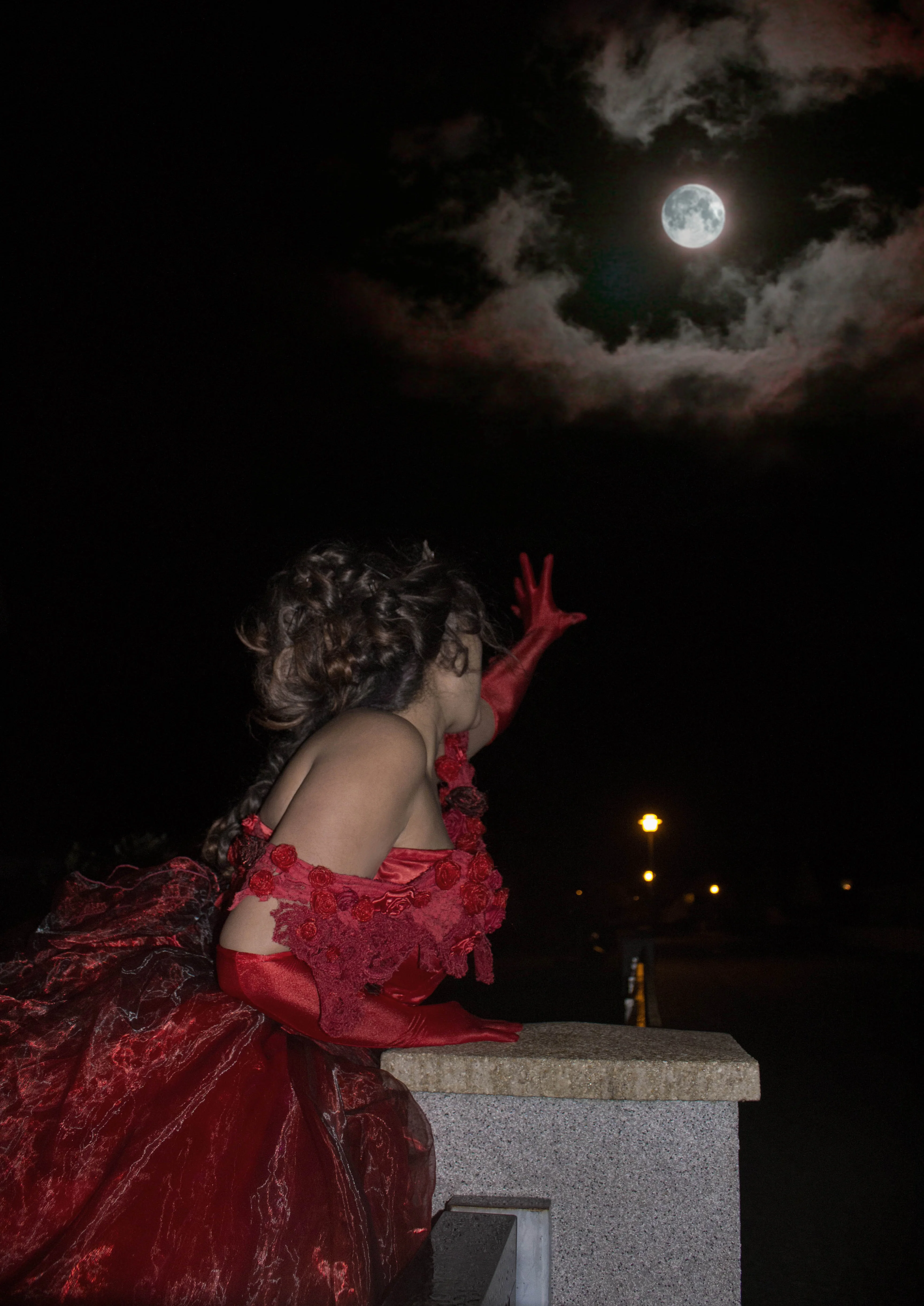 Cosplay-Cover: Sarah Ballkleid