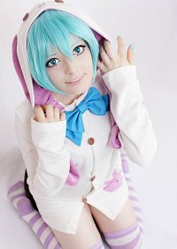 Cosplay-Cover: Hatsune Miku ~ Bunny Ears Hoodie