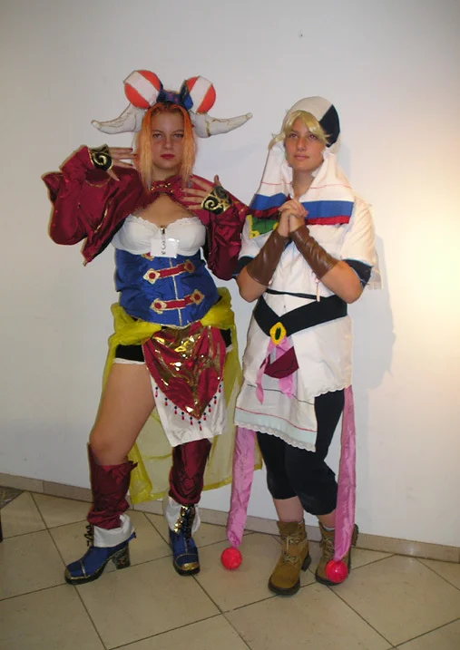 Cosplay-Cover: Elena