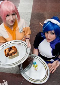 Cosplay-Cover: Estelle [Gracious Waitress]