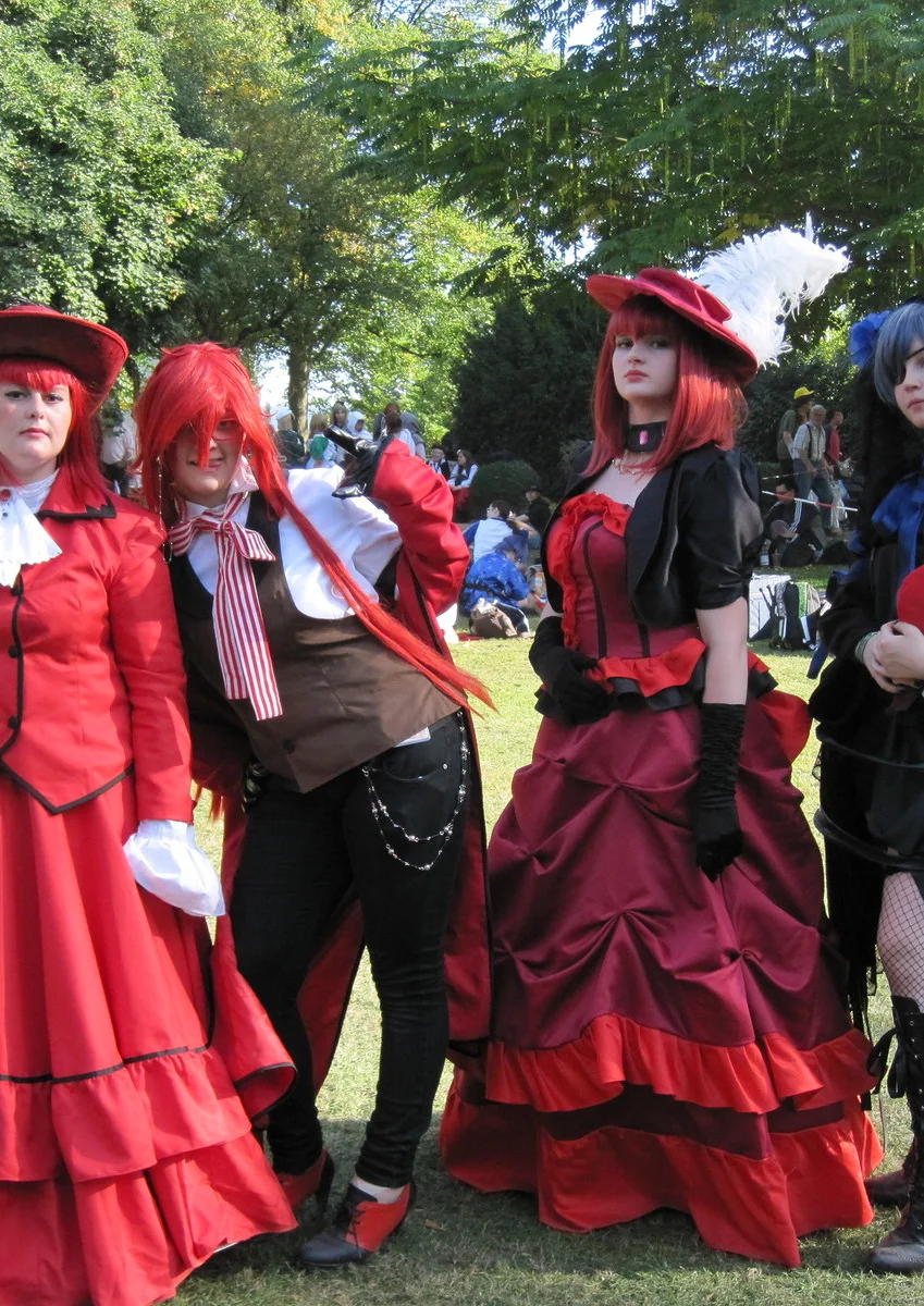 Cosplay-Cover: Madame Red