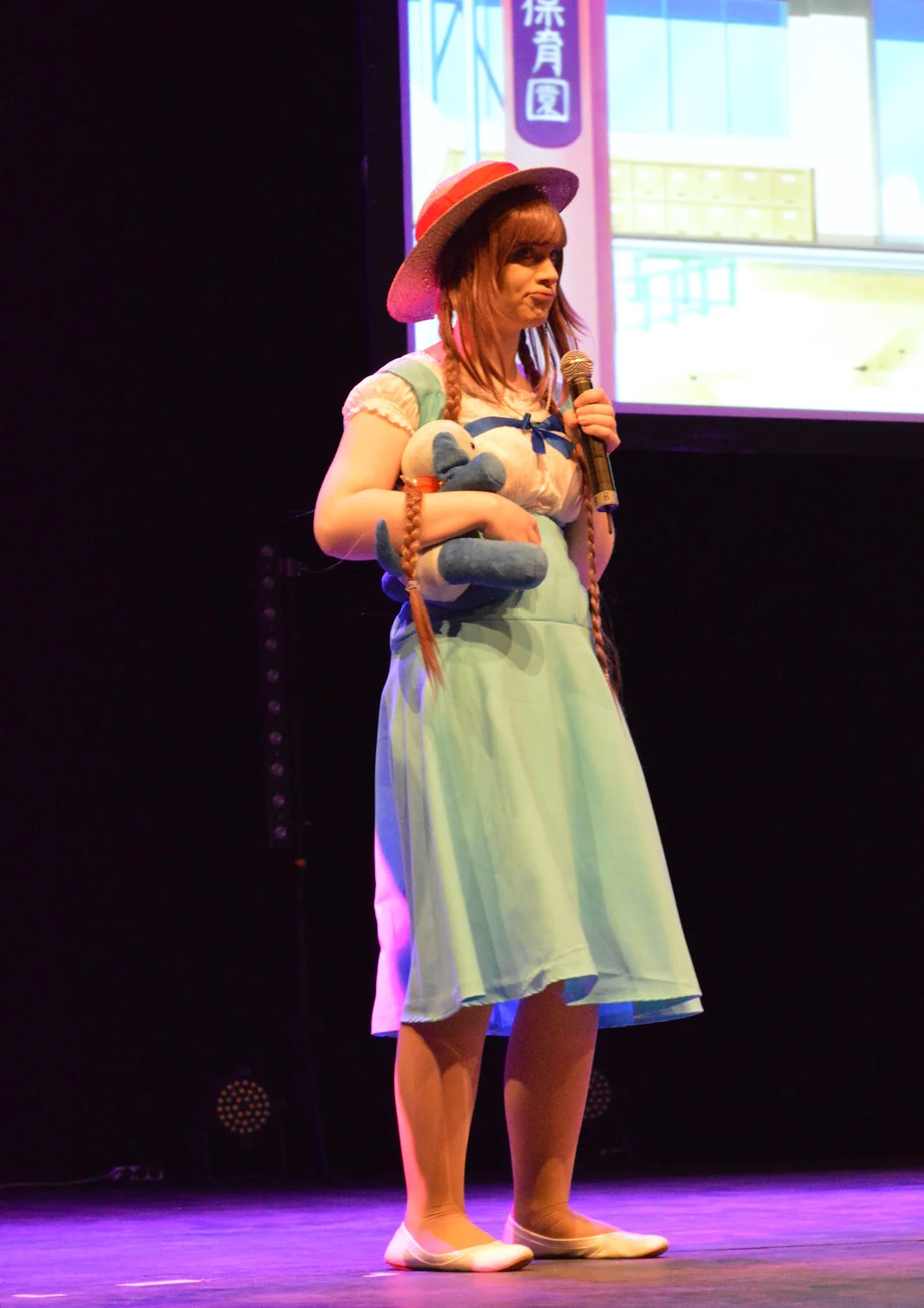 Cosplay-Cover: Hanato Kobato (VS-Bühnenkostüm)