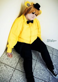 Cosplay-Cover: Golden Freddy (Human)