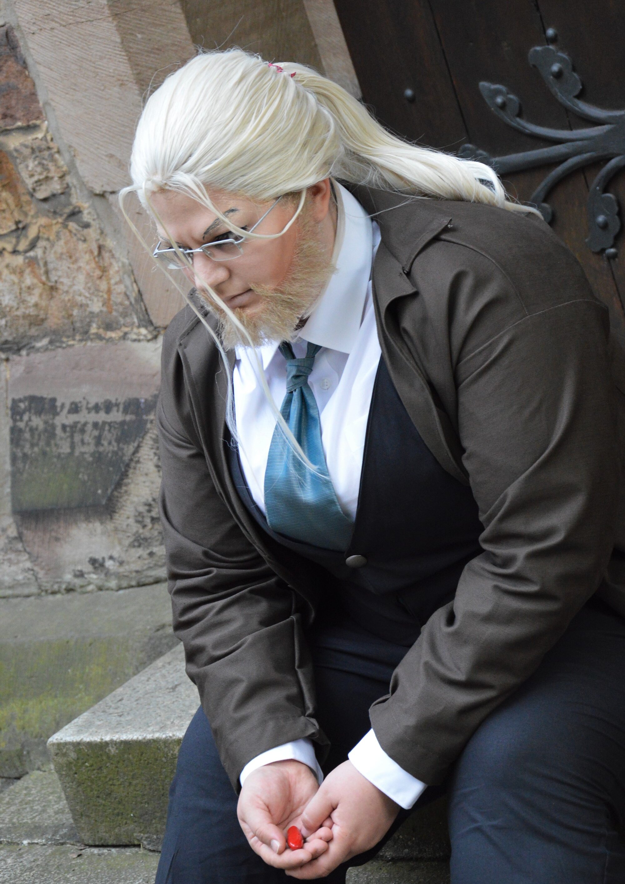 Cosplay-Cover: Van Hohenheim