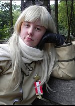 Cosplay-Cover: Anya Braginski (Uniform version)