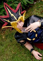 Cosplay-Cover: Yami no Yugi (Duelist of the Rose- Remake)