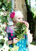 Cosplay-Cover: Elsa Frozen Fever