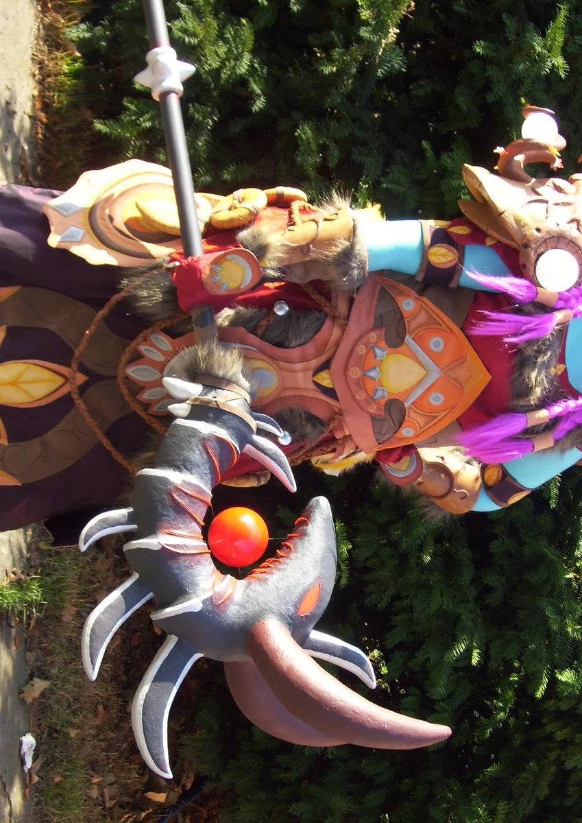 Cosplay-Cover: Troll Druide T8 (rote Version)