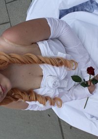 Cosplay-Cover: Sheryl Nome [Charming White Dress]