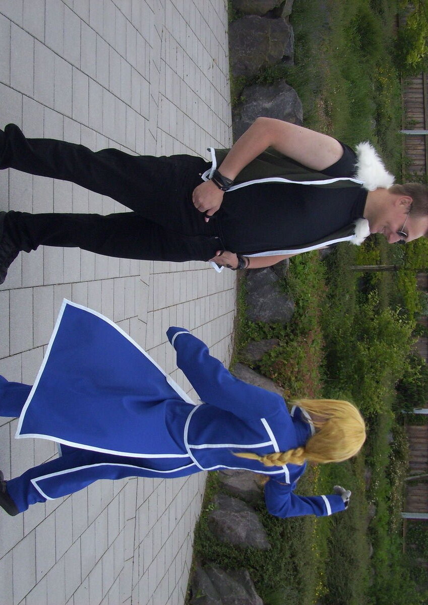 Cosplay-Cover: Edward Elric (Blue Bird Illusion)