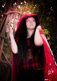 Cosplay-Cover: Cerise Hood