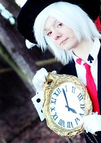 Cosplay-Cover: White Rabbit ll Fanart