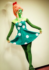 Cosplay-Cover: Senora Frosch [Däumeline]