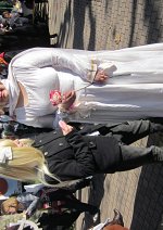 Cosplay-Cover: Russland wedding dress