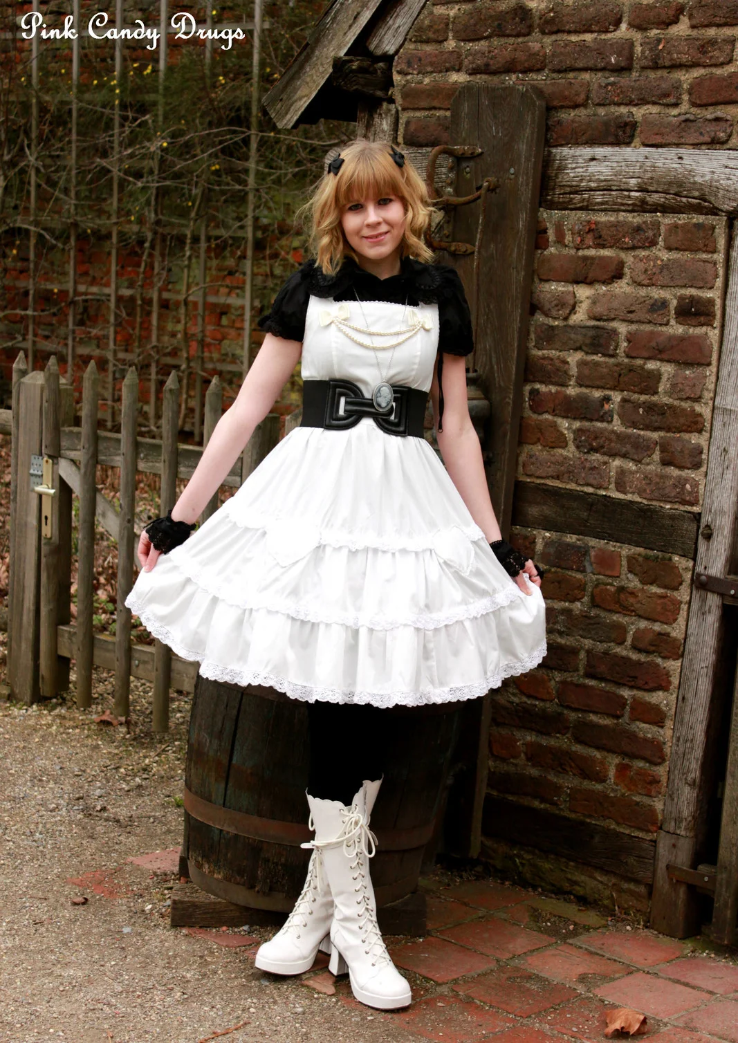 Cosplay-Cover: White Dress