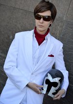 Cosplay-Cover: Sebastian Shaw [Yacht Outfit]